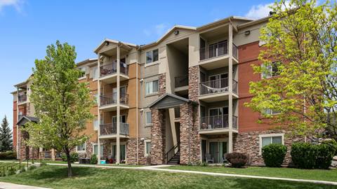 Image of Wasatch Commons employee housing exterior.