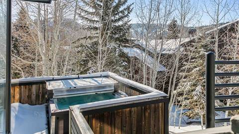 Private hot tub at 2060 Solamere lodging property