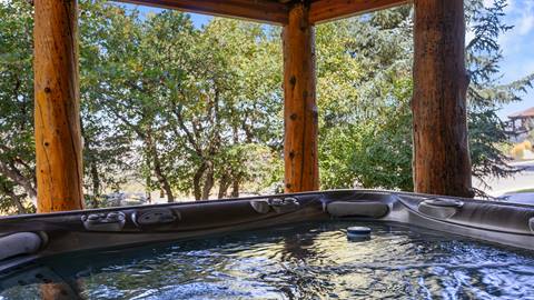 3630 Sun Ridge hot tub.