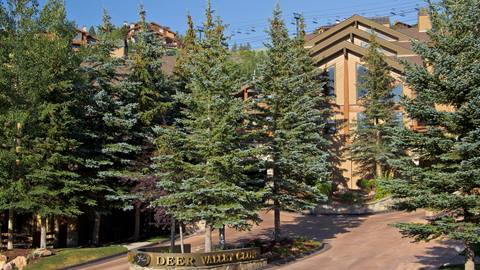 Deer Valley Club summer exterior