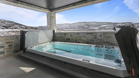 Private hot tub at Deer Valley's luxury vacation rental SkyRidge 11494.