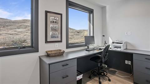 Deer Valley lodging property SkyRidge 1491 office