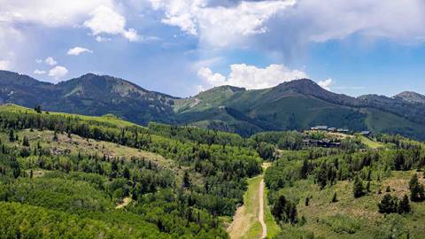 Image of Mountains at Deer Valley in the summer